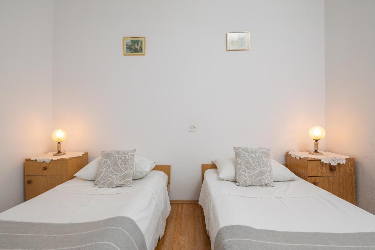 Apartments Near Beach Babic Split Buitenkant foto